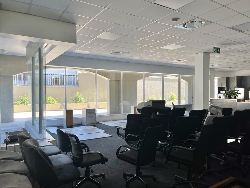 To Let Commercial Property for Rent in Claremont Western Cape